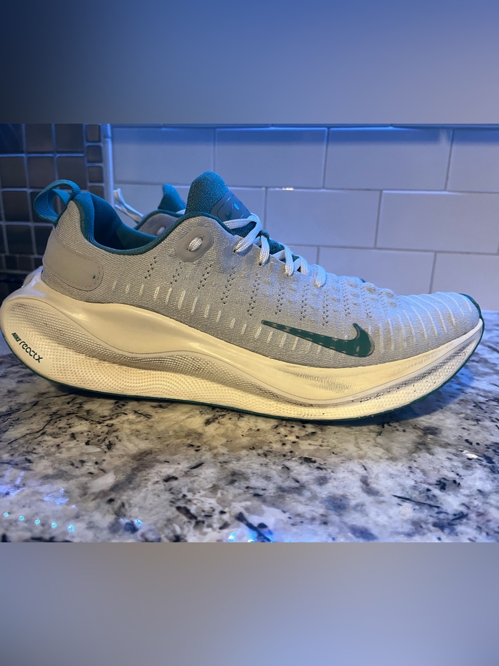 Nike ReactX Infinity Run 4 Light Bone Bicoastal size 11 Men’s Sneakers Slip-on